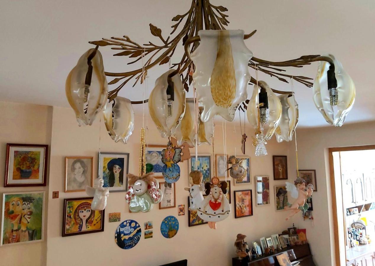 Nitsa Guest House Gori Buitenkant foto