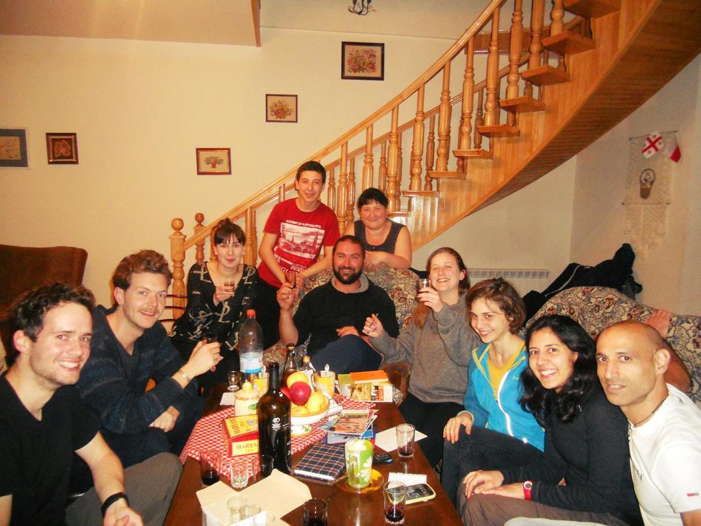 Nitsa Guest House Gori Buitenkant foto