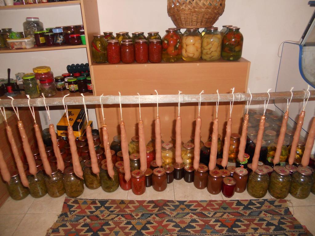 Nitsa Guest House Gori Buitenkant foto